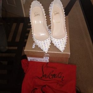 Women's Christian Louboutin pumps